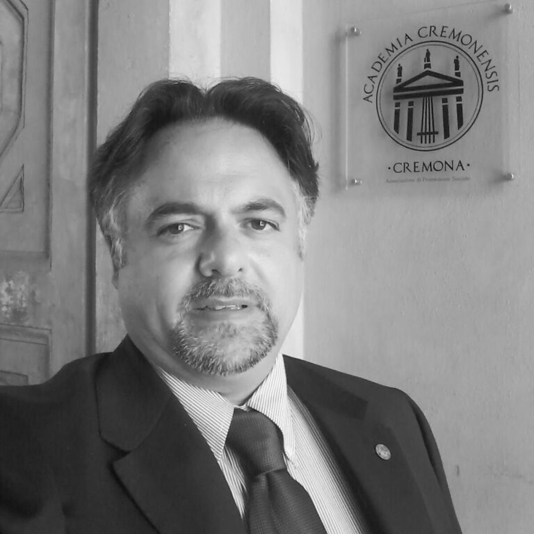 Violin Making School In Cremona | Academia Cremonensis | Cremona - Italy